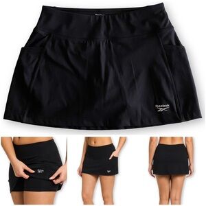 Reebok Women’s XS Break Point Skort Black Activewear Performance Skirt